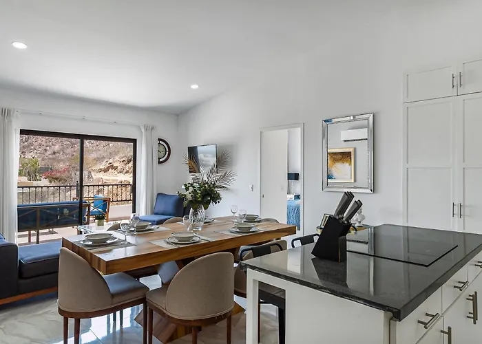 Morgan Residences 607